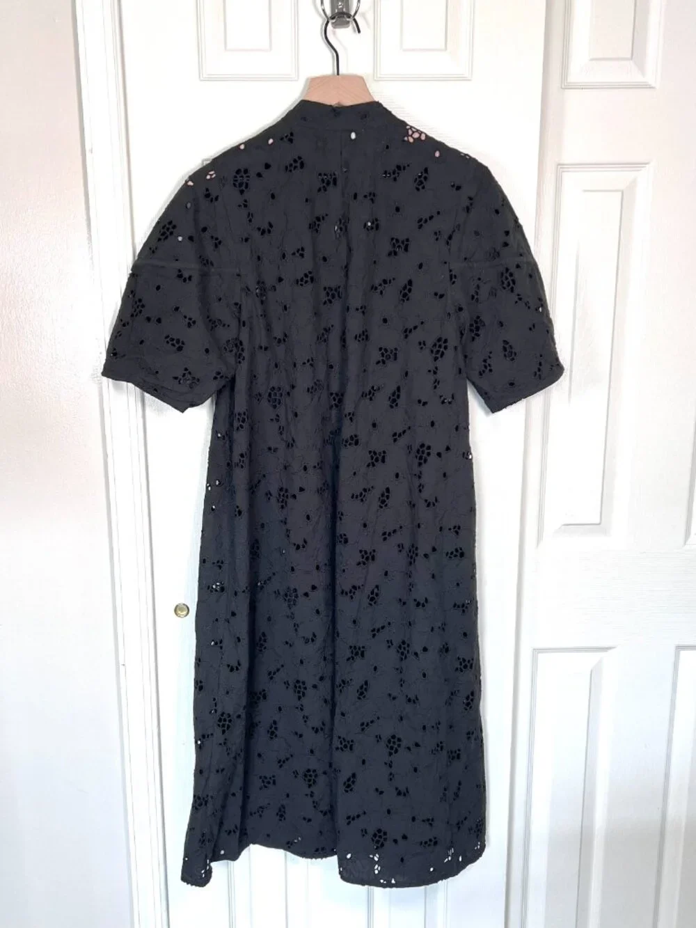 Everlane The Eyelet Midi Dress in Black Size Large NWOT